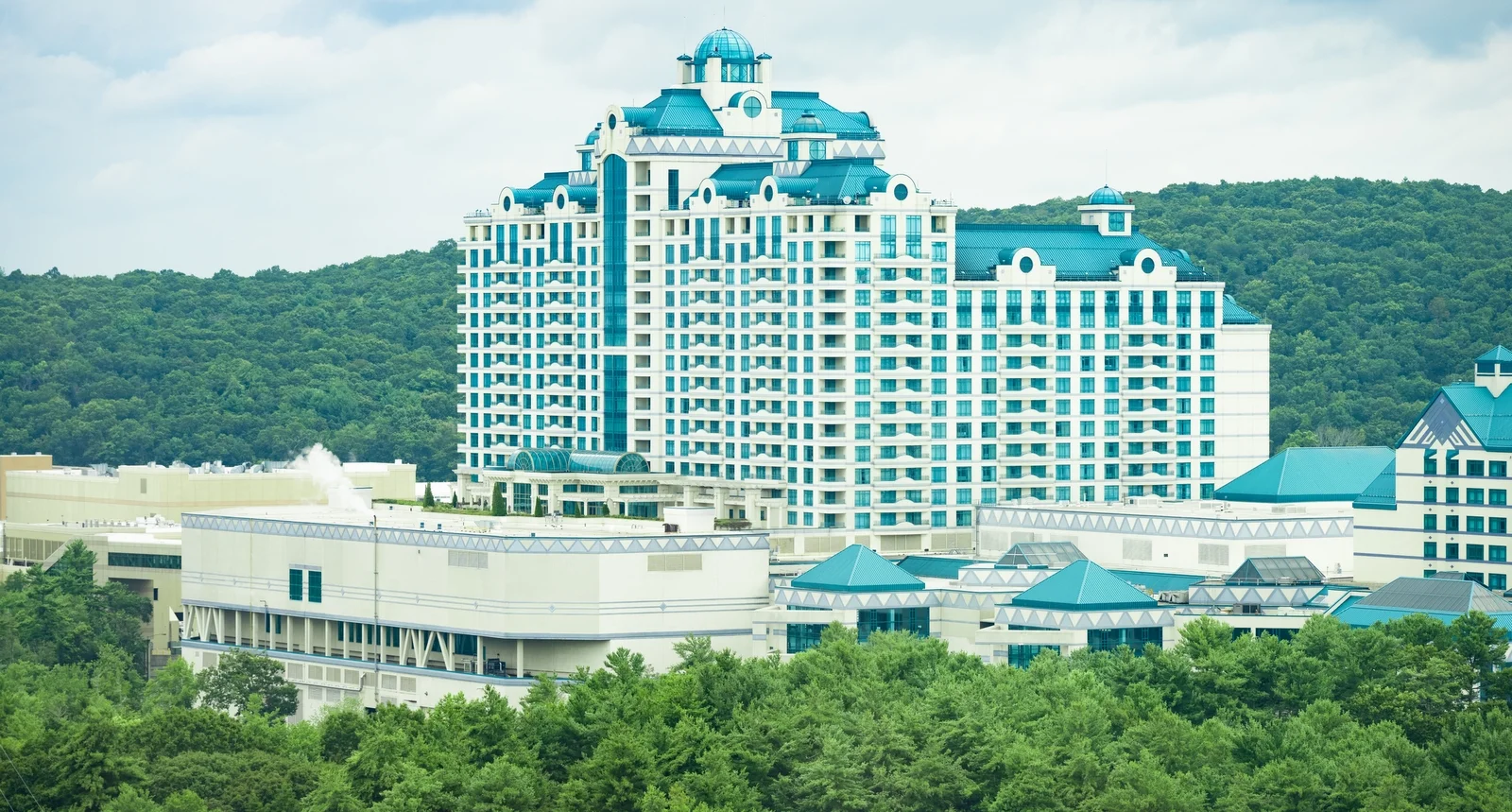 Foxwoods Resort Casino — LED display installation